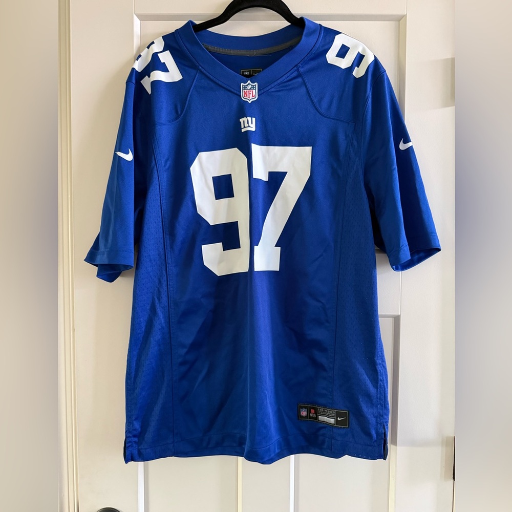 Nike NFL Giants #97 Football Jersey Lawrence II EUC